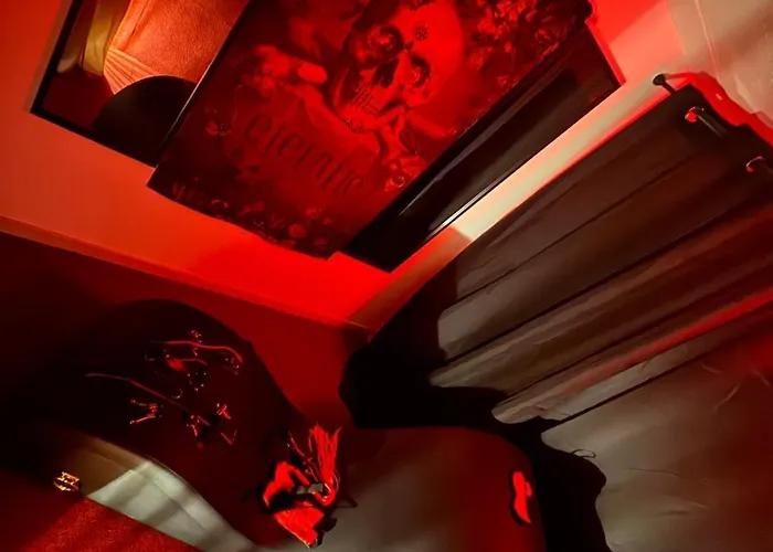 Appartement Avec Jacuzzi Privatif A Centre 10mn Des Plages Perpignan