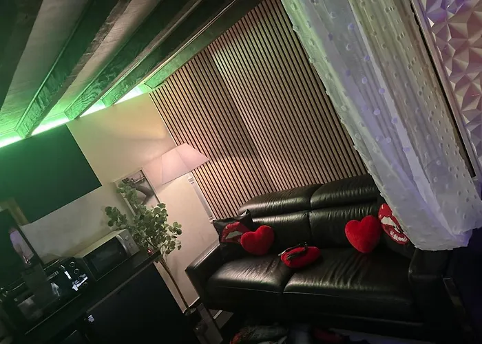 Avec Jacuzzi Privatif A Centre 10mn Des Plages Appartement Perpignan