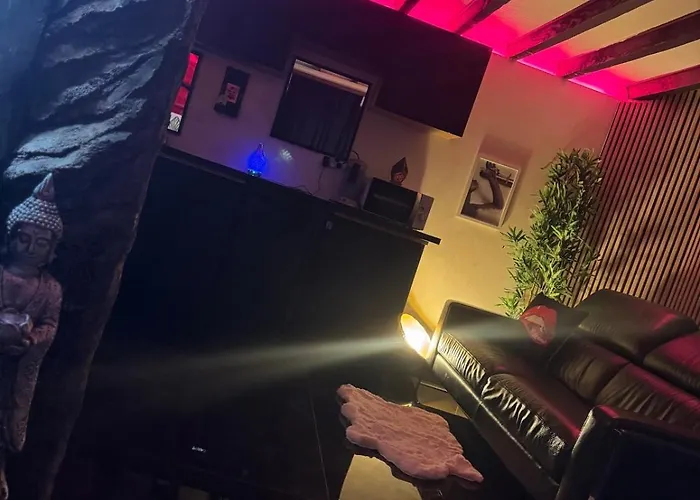 Avec Jacuzzi Privatif A Centre 10mn Des Plages Appartement *