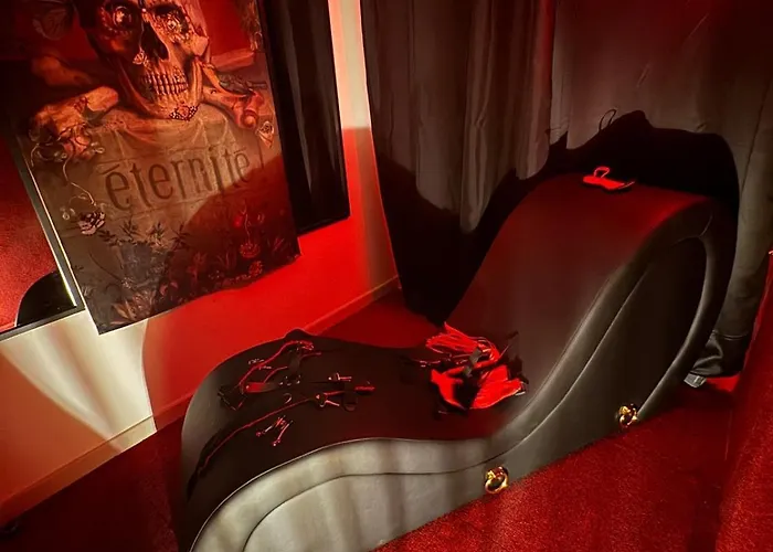 Avec Jacuzzi Privatif A Centre 10mn Des Plages Appartement Perpignan