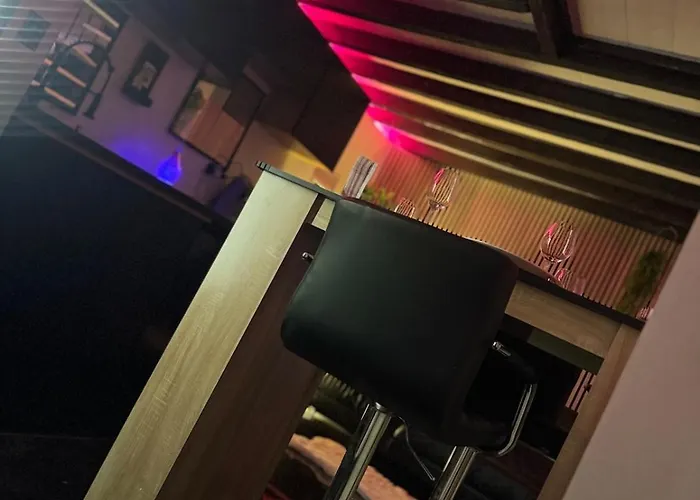 Avec Jacuzzi Privatif A Centre 10mn Des Plages Appartement *