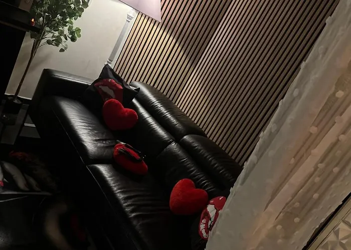 Avec Jacuzzi Privatif A Centre 10mn Des Plages Perpignan